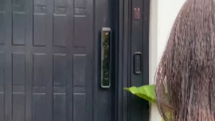 Takut Baterai Habis? Smart Door Lock Ini Solusinya!