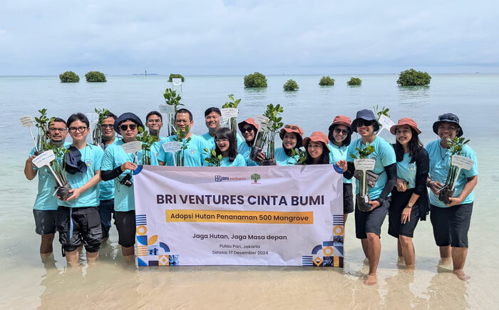 BRI Ventures Rayakan HUT BRI ke-129 dengan Penanaman Mangrove