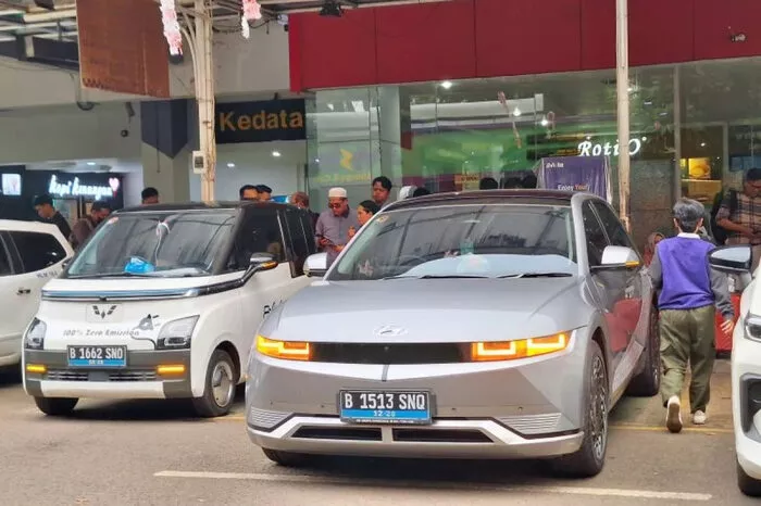 Taksi Listrik Evista: Layanan Antar Jemput ke Bandara