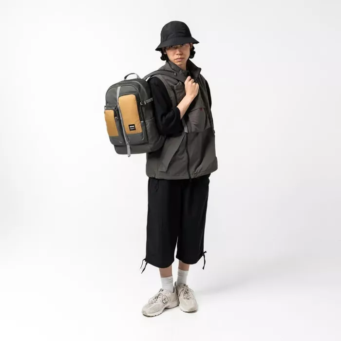 Pilihan Tas Bodypack untuk Kegiatan Outdoor yang Nyaman