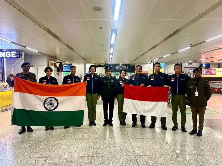 Enam Taruna Unhan Hadiri Republic Day Camp di India