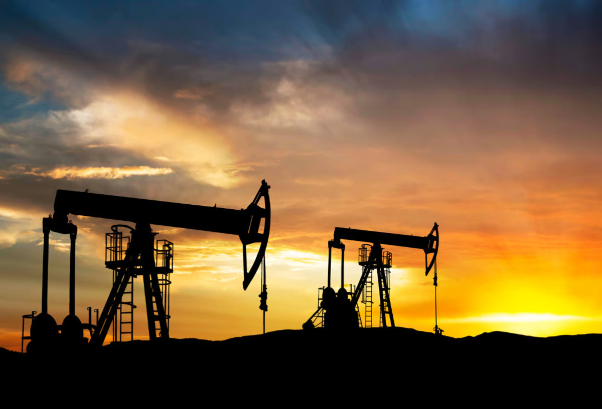 Harga Minyak Stabil (Sumber : Dupoin Indonesia (PT. Dupoin Futures Indonesia))