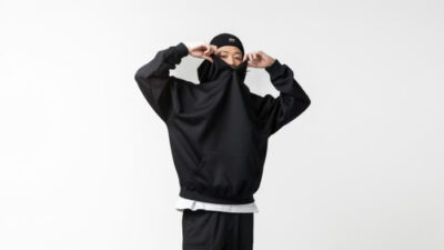 Hoodie dan Jaket Bodypack: Tren Streetwear yang Nyaman