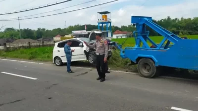 Kecelakaan Maut di Sampang: Ibu Hamil dan Penumpangnya Tewas Ditabrak Mobil