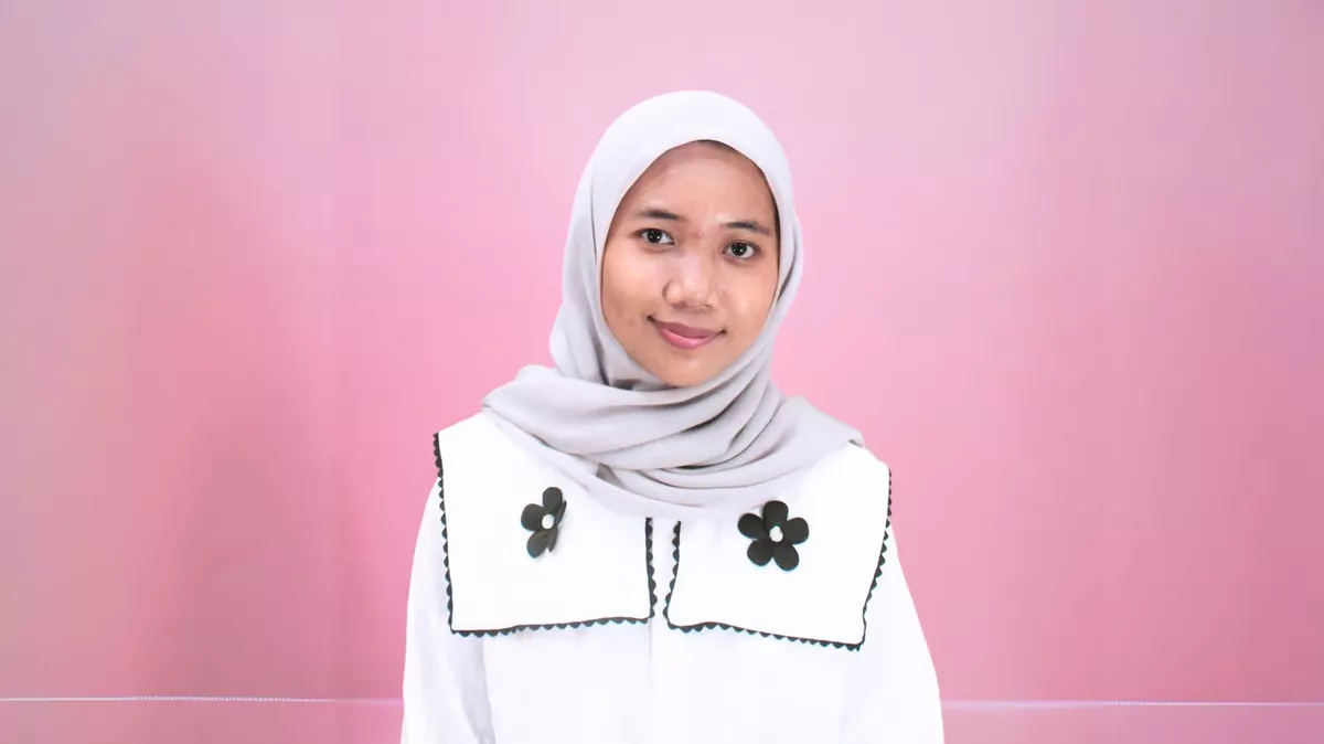 Perjalanan Mahasiswa Jakarta Mengembangkan Karir di Surabaya