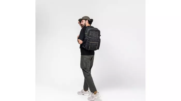 Tas Bodypack: Pilihan Tepat untuk Gaya Streetwear Kekinian