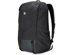 Tips Merawat Tas Bodypack di Musim Hujan
