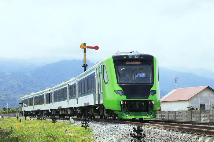 KAI Perkuat Konektivitas dengan Layanan KA Bandara