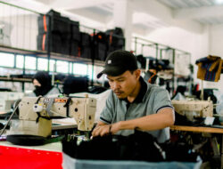 Katun vs. Polyester: Pilih Mana untuk Seragam?