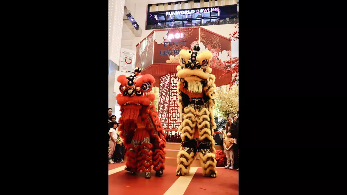 Keberuntungan di Perayaan Imlek “Orient Grandeur” Mall of Indonesia