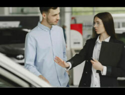 Pilihan Terbaik untuk Menjual Mobil Bekas
