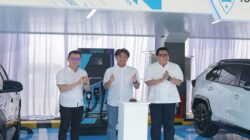 Toyota Luncurkan Charging Spot di Mall of Indonesia untuk Kendaraan Elektrifikasi