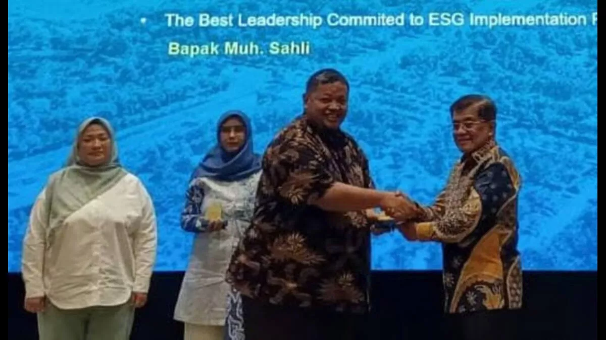 KAI Raih Penghargaan di Indonesia Sustainability Award 2025