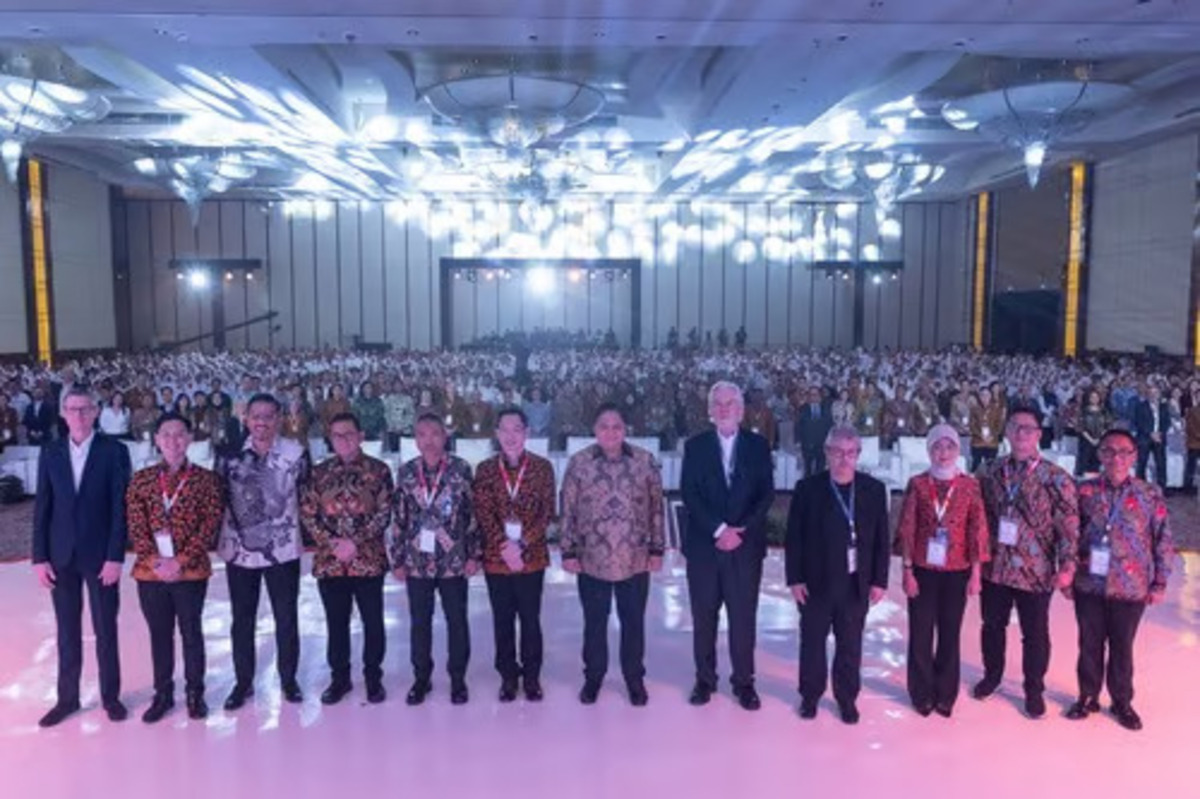 Komitmen CEO PMI Jacek Olczak di Indonesia (Sumber : PT HM Sampoerna Tbk)