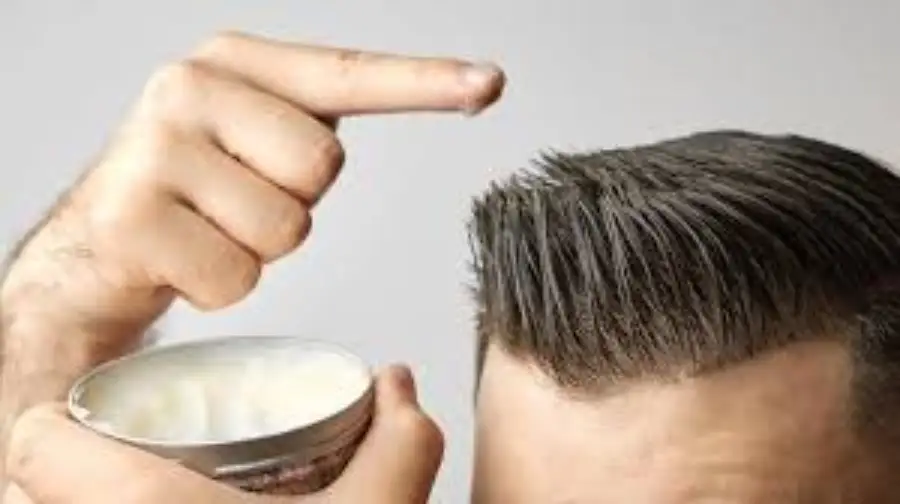 Pomade Terlalu Sering Dipakai, Sebabkan Kerontokan Rambut?