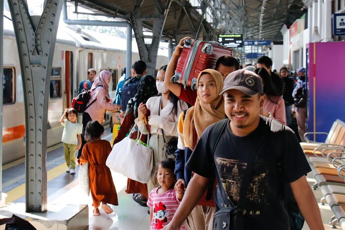 KAI Tawarkan Tiket KA Ekonomi Murah untuk Mudik Lebaran 2025