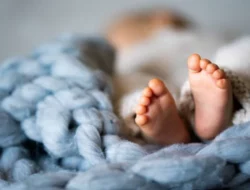 Bayi Prematur Ditemukan Hidup di dalam Kardus di Sampang, Polisi Lakukan Penyelidikan