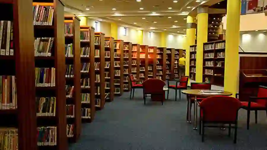 Perpustakaan Tanpa Pintu dan Dinding