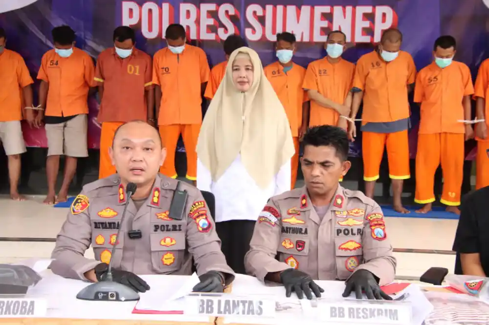 Polres Sumenep Bongkar Kasus Penipuan Travel Umrah, 60 Jemaah Rugi Rp2,1 Miliar