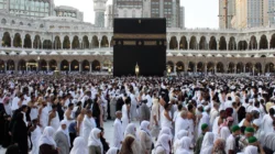 Puluhan Jemaah Asal Madura Tertahan di Bandara Jeddah karena Berangkat Haji Tanpa Visa Resmi