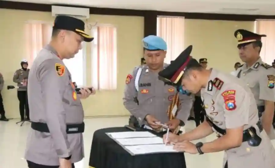 AKBP Rivanda Pimpin Sertijab Kapolsek Lenteng sebagai Langkah Penyegaran Organisasi Polres Sumenep