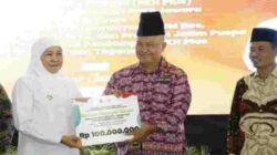 Pemprov Jatim Salurkan Bantuan Keuangan Khusus untuk 10 Desa di Pamekasan Dorong Pemberdayaan Masyarakat