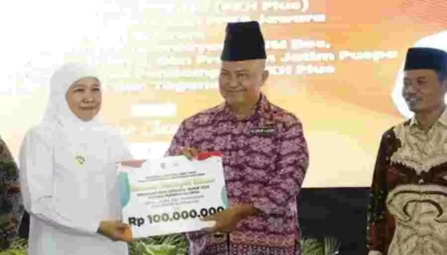 Pemprov Jatim Salurkan Bantuan Keuangan Khusus untuk 10 Desa di Pamekasan Dorong Pemberdayaan Masyarakat