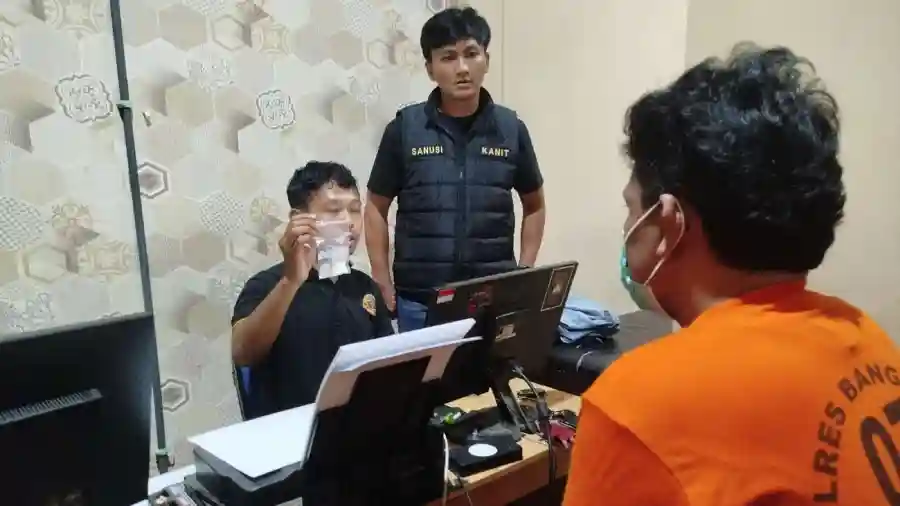 Polres Bangkalan Tangkap Pengedar Sabu dengan Barang Bukti 5,53 Gram