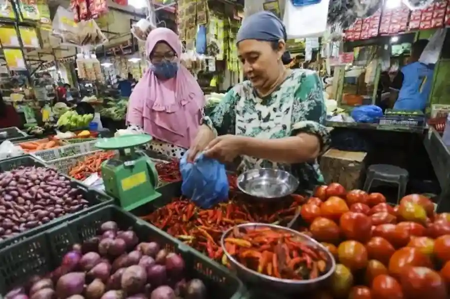 Harga Cabai dan Bawang Turun, Beras Naik Tipis – Cek Daftar Harga Pangan Terbaru dari Bapanas