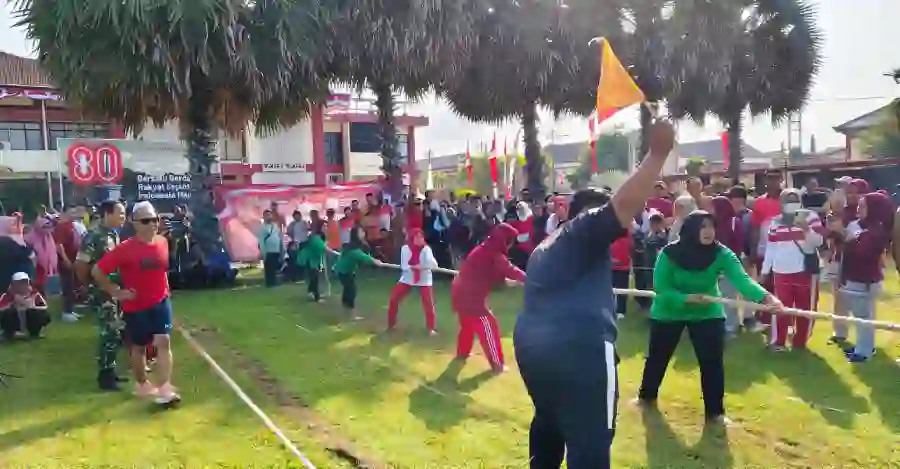 Persit Sumenep Juara Lomba Tarik Tambang HUT RI ke-80, Ukir Prestasi dan Solidaritas!