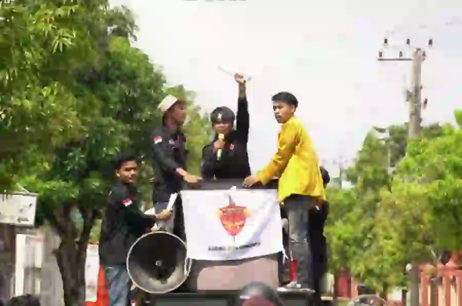 Warga dan Mahasiswa Demo, Tuding Perusahaan Migas di Madura Langgar Aturan dan Ancam Lingkungan