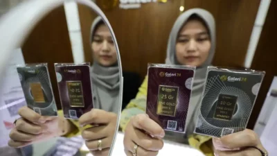 Harga Emas Hari Ini Turun! Cek Daftar Lengkap Emas Antam & UBS di Pegadaian 30 Oktober 2025