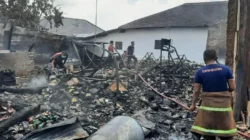 Lima Toko Ludes Terbakar di Sumenep, Kerugian Capai Rp1,5 Miliar