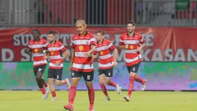 Madura United vs Persija: Duel Panas di Pamekasan, Siapa Bawa Pulang 3 Poin?