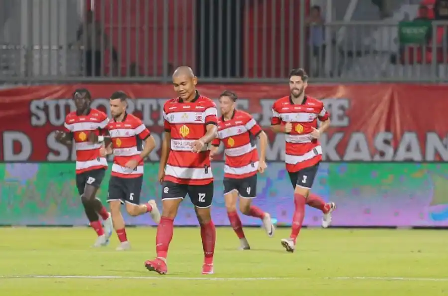 Madura United vs Persija: Duel Panas di Pamekasan, Siapa Bawa Pulang 3 Poin?
