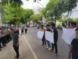 Mahasiswa Geruduk Kejari Sumenep, Desak Penetapan Tersangka Kasus Korupsi Logistik Pemilu 2024