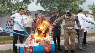 28 Ribu Batang Rokok Ilegal Dimusnahkan di Sumenep, Negara Rugi Rp25,8 M!