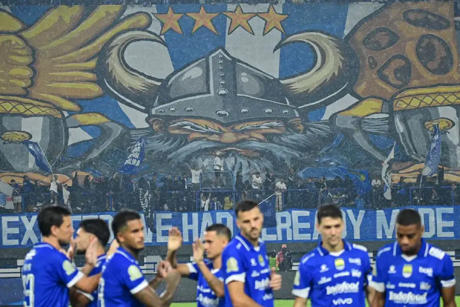 Bojan Hodak Ingatkan Bobotoh Jelang Laga Kontra PSM dan Persija