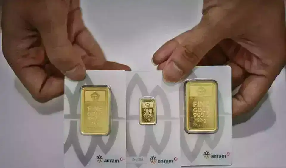 Harga Emas Antam Hari Ini Tembus Rekor Baru, Simak Daftar Lengkapnya!