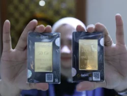 Harga Emas Antam Turun Hari Ini, Simak Daftar Lengkapnya!