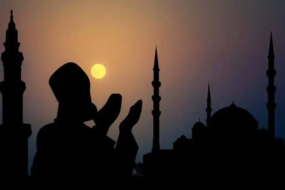 Niat Puasa Rajab & Jadwal Lengkap Bulan Rajab 1447 H, Mulai 21 Desember 2025!