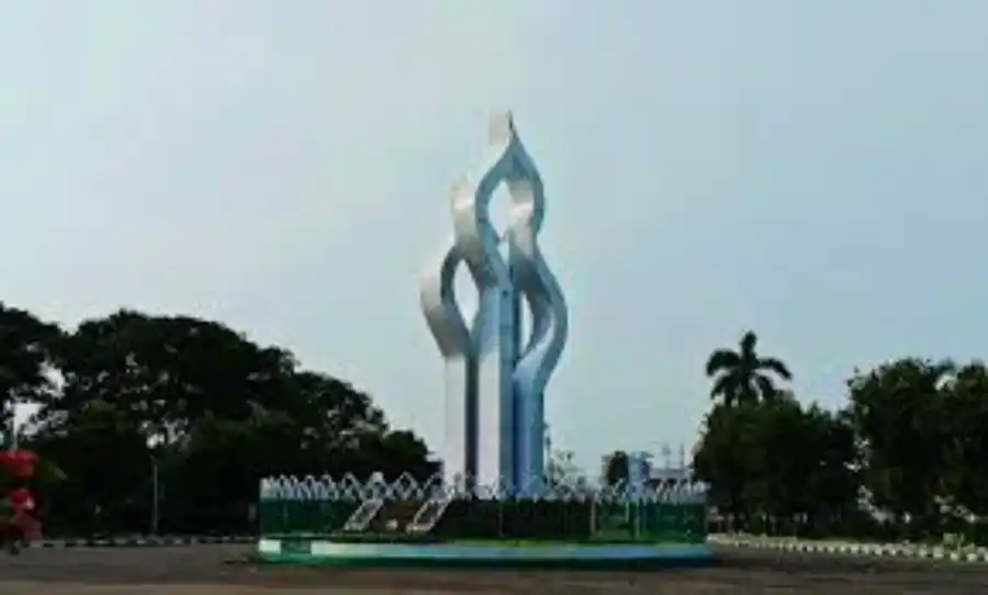 Prakiraan Cuaca Kabupaten Pamekasan 17–25 Desember 2025: Hujan Ringan Mengguyur Sejumlah Wilayah!