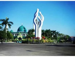 Prakiraan Cuaca Kabupaten Pamekasan Hari Ini: Hujan Sedang di Batumarmar dan Pegantenan Siang Ini