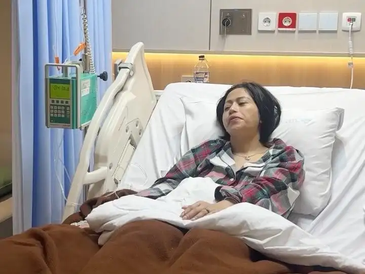 Farida Nurhan Alami Demam 41°C dan Kejang, Dilarikan ke IGD hingga Rawat Inap
