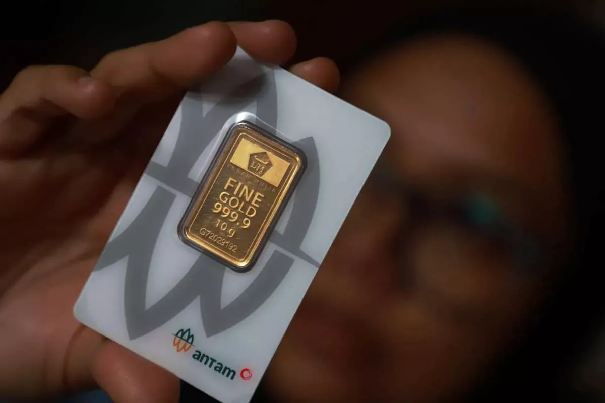 Harga Emas Antam Turun Hari Ini! Simak Selisih Jual-Beli dan Potensi Untung Investasi Jangka Panjang