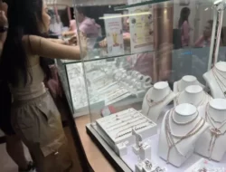 Harga Emas Perhiasan Hari Ini Anjlok hingga Rp 223 Ribu, Cek Daftar Lengkapnya!