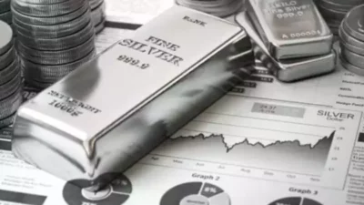 Harga perak Antam naik jadi Rp57.700_gram pada 15 Januari 2026. Harga global tembus US$92,37—rekor tertinggi baru