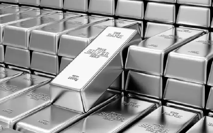 Perak Antam Melesat ke Rp52.356 per Gram, Beda Arah dengan Harga Global!