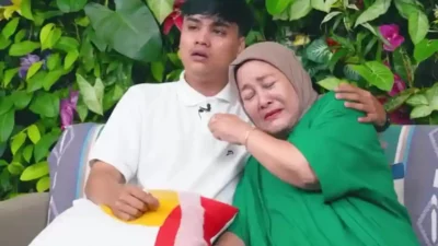 Denada Titipkan Bayi 10 Hari ke Paman, Keluarga Ungkap Ada Ancaman Pistol Saat Serah Terima Ressa Rizky