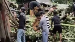 Rumah Di Sumenep Rata Dengan Tanah Diterjang Angin Kencang, Keluarga Selamat Tapi Terluka - Portalmadura.com Rumah di Sumenep Rata dengan Tanah Diterjang Angin Kencang, Keluarga Selamat tapi Terluka
